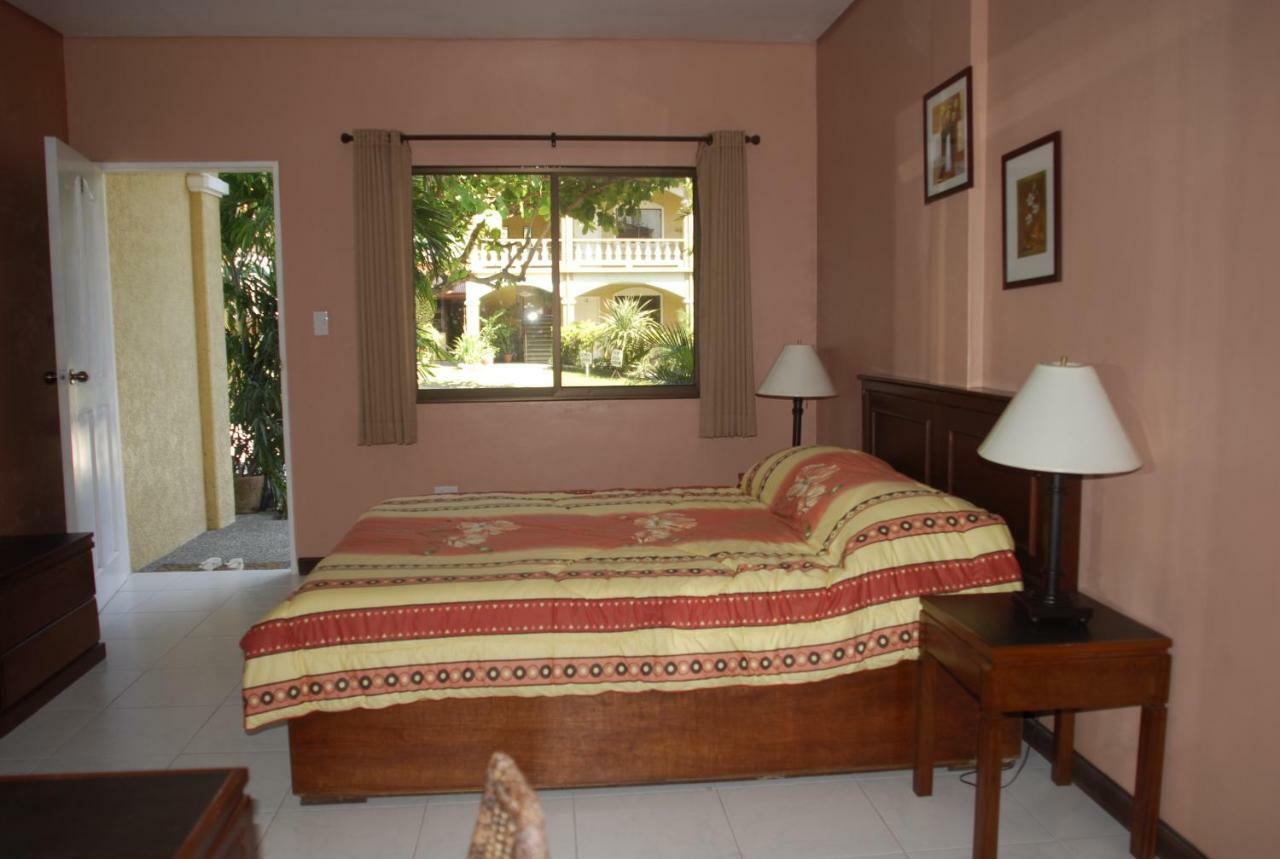 Playa Papagayo Beach Inn Olongapo Eksteriør bilde