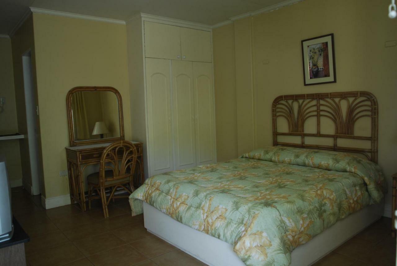 Playa Papagayo Beach Inn Olongapo Eksteriør bilde
